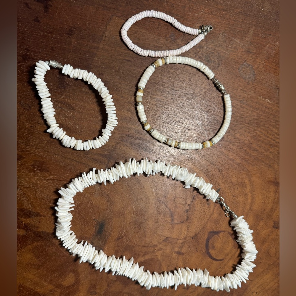Shell necklace and 3 bracelets